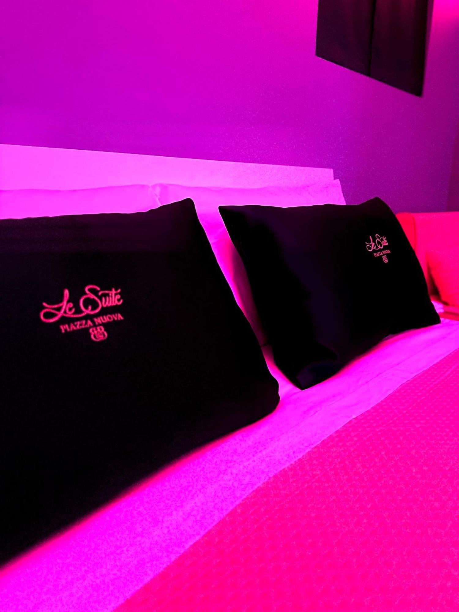 Le Suite Piazza Nuova ฟอจเจีย ภายนอก รูปภาพ