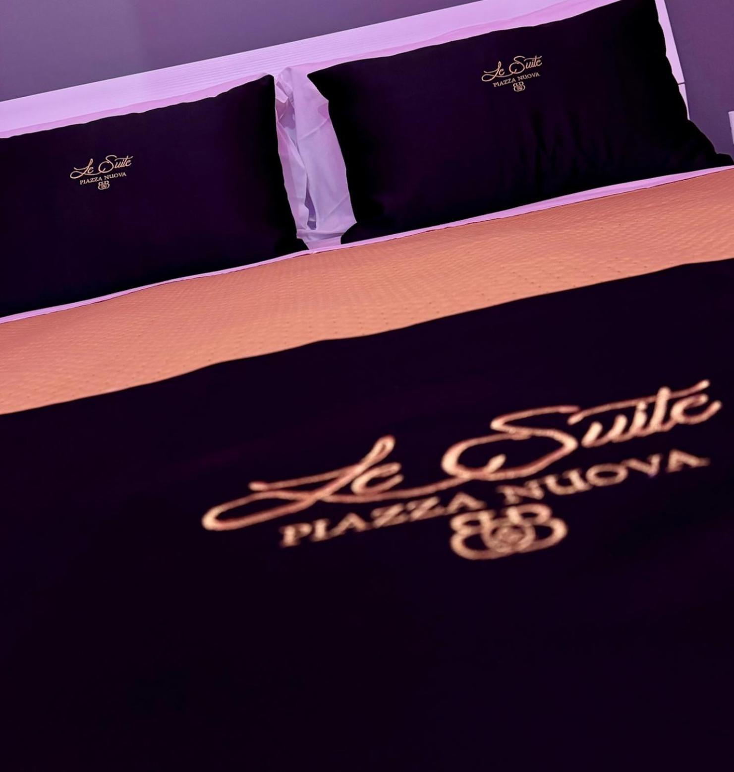 Le Suite Piazza Nuova ฟอจเจีย ภายนอก รูปภาพ