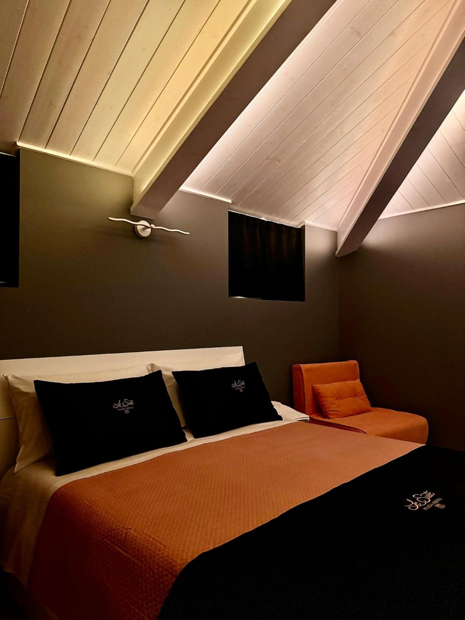 Le Suite Piazza Nuova ฟอจเจีย ภายนอก รูปภาพ