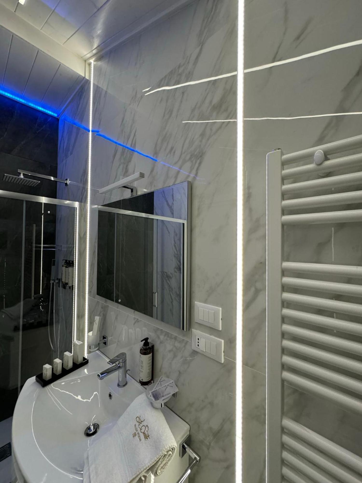 Le Suite Piazza Nuova ฟอจเจีย ภายนอก รูปภาพ