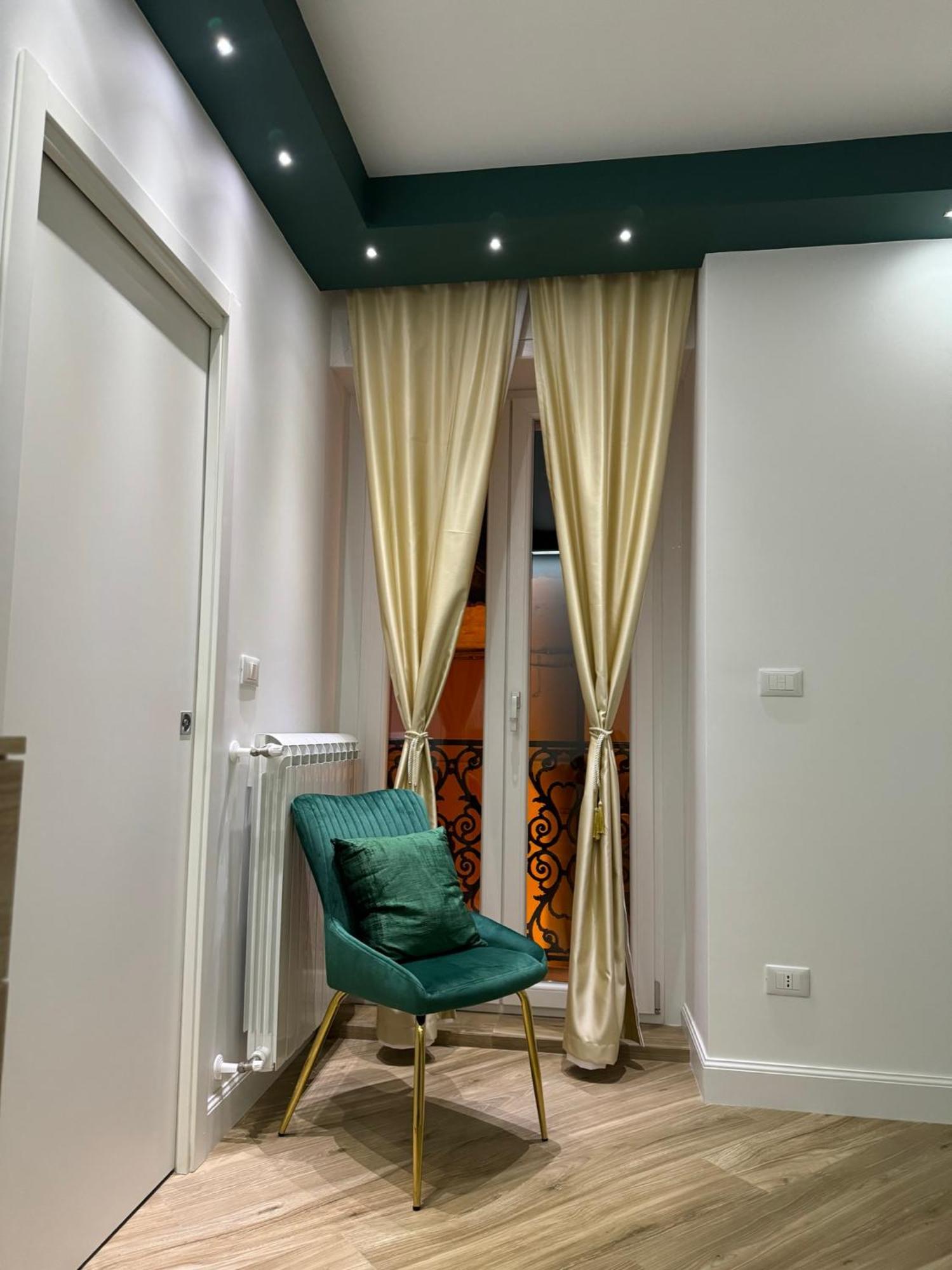 Le Suite Piazza Nuova ฟอจเจีย ภายนอก รูปภาพ