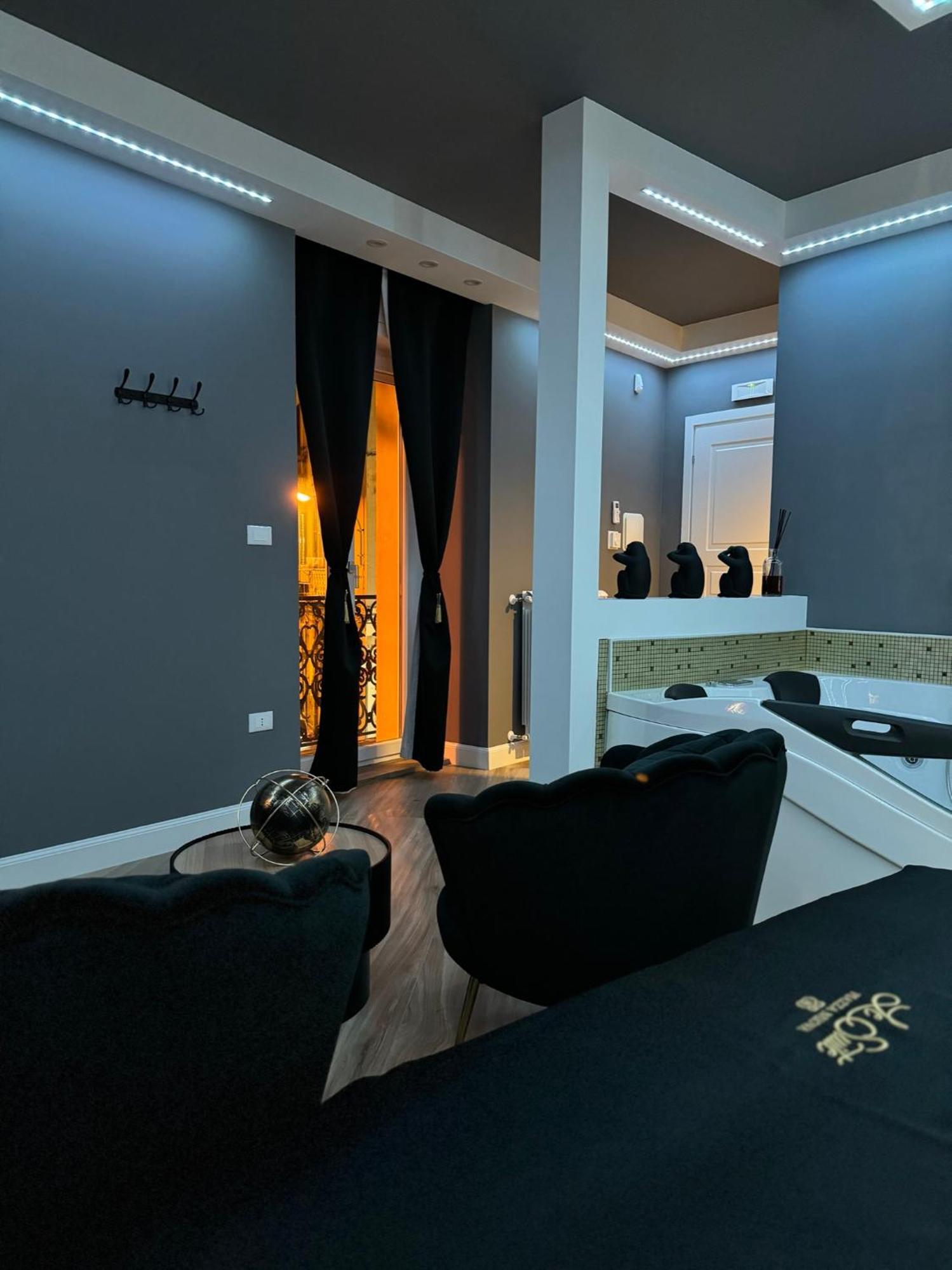 Le Suite Piazza Nuova ฟอจเจีย ภายนอก รูปภาพ