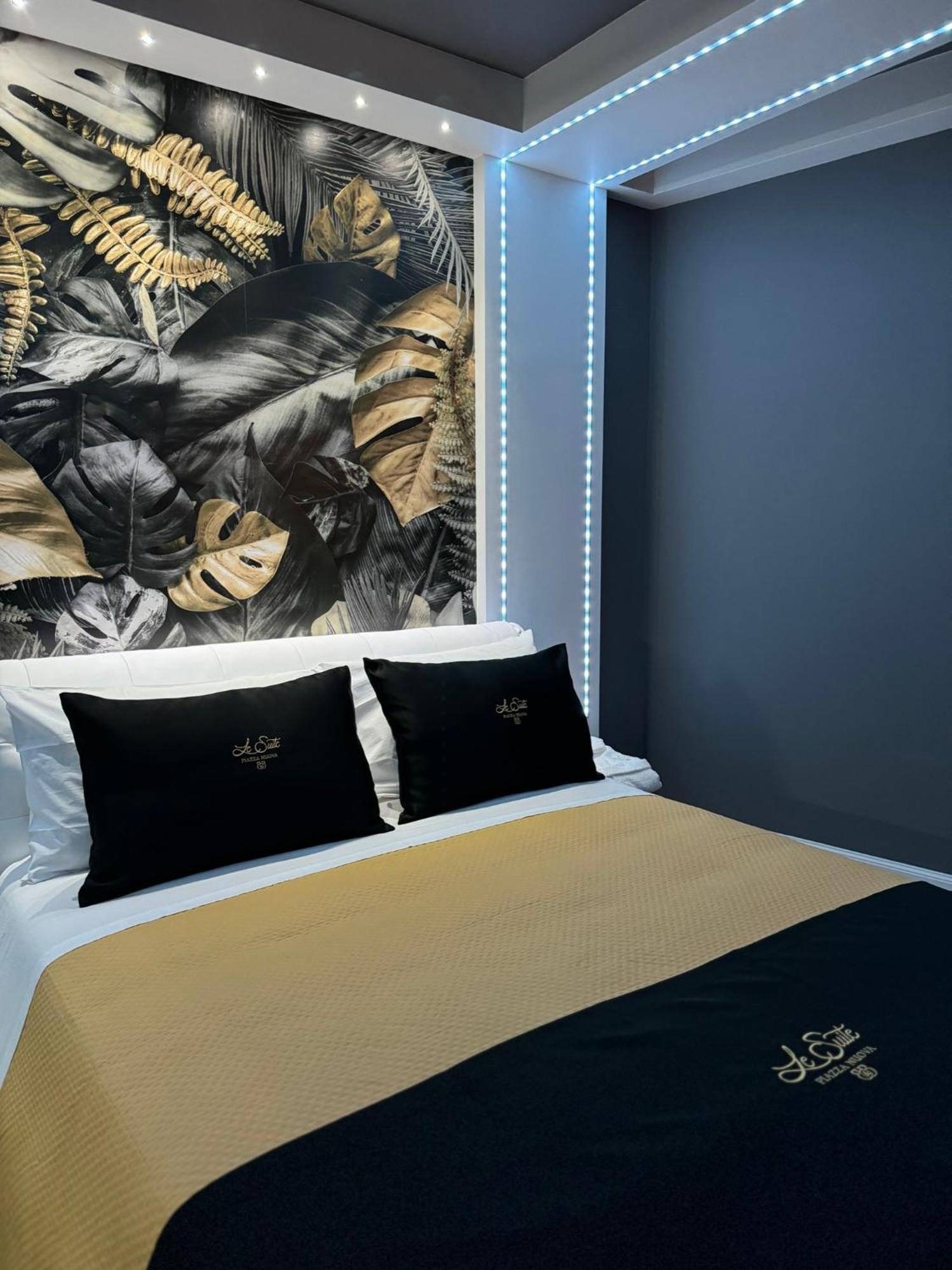 Le Suite Piazza Nuova ฟอจเจีย ภายนอก รูปภาพ
